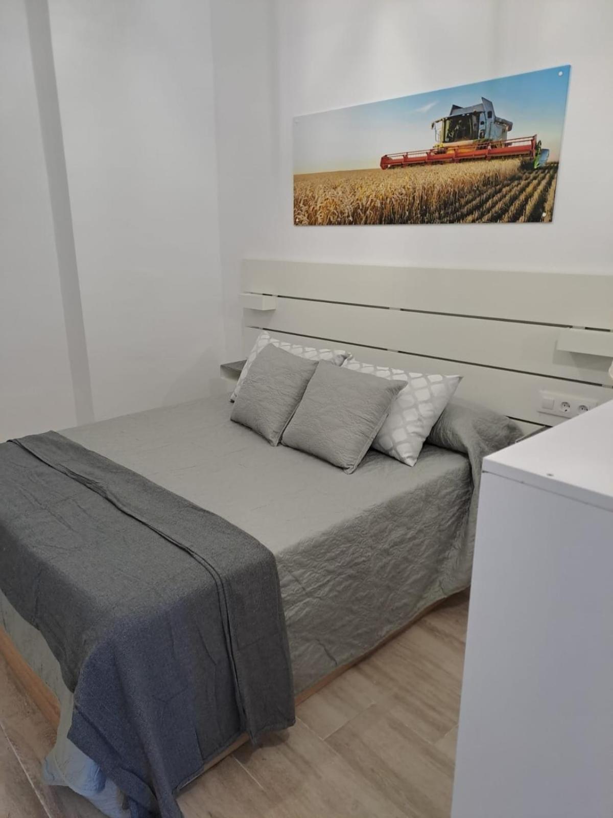 ולנסיה Apartamentos Espigas Puerto מראה חיצוני תמונה